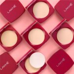 Lakme Forever Matte Compact, Smooth Finish, Lightweight Compact Powder That Lasts for 12 HrsFor A Natural Even Toned Look, Shell, 9g - Image 5