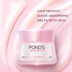 Pond's Bright Beauty Light Cream with UV Filter | Niasorcinol | 100x Better than Vitamin C | Niacinamide | Fades Dark Spots, Brightens Skin, 35g - Image 3