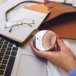 Lakme 9 to 5 Flawless Matte Complexion Compact Powder|| Apricot|| Absorbs Oil|| Conceals & Gives Radiant Skin - All Day Matte Finish Face Makeup|| 8 g - Image 6