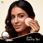 Auric BlendEasy Compact Powder | Earthy Tan, 9g | Lightweight, Matte Finish, Oil-Free | Long-Lasting, Suitable for All Skin Types - Image 3