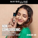 Maybelline New York Liquid Foundation, Matte Finish, With SPF, Absorbs Oil, Fit Me Matte + Poreless, 220 Natural Beige, 30ml - Image 8