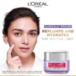 L'Oréal Paris Hyaluronic Acid Line Filling Water Cream, Moisturiser, Hyaluronic Acid for Hydration, Replumps Skin, Ceramides for Skin Barrier Repair, Reduces Fine Lines, 15ml - Image 4
