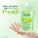 Simple Kind to Skin Refreshing Facial Wash | 100% Soap-Free Gentle Cleanser with Vitamin E & Glycerin | For All Skin Types | Perfect for Sensitive Skin, 250ml - Image 3