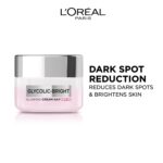 L'Oreal Paris Glycolic Bright Glowing Day Cream, Overnight Brightening Cream, Glycolic Acid in Gel-Like Cream Texture, that Visbily Minimizes Spots & Reveals Glowing skin, 50ml - Image 2