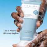 Sea Bright Hydrating Facial Cleanser with Rice, Licorice, Red Algae Extracts + 0.5% Lactic Acid | Gentle, Pore-Minimising, Barrier Supporting Face Wash for Men & Women | 120ml - Image 2